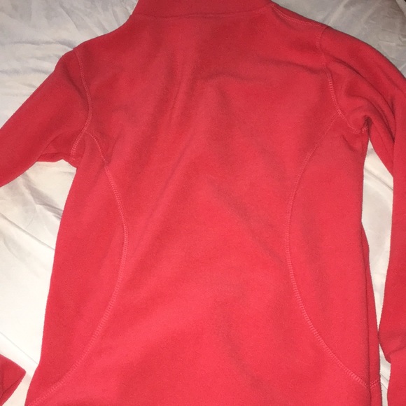 Red fleece everlast pullover , size m - Picture 2 of 6